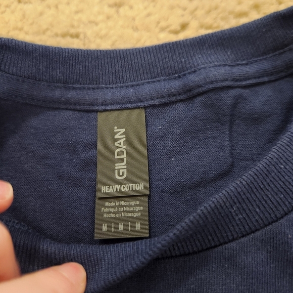 Womens Navy Blue Bluey Short Sleeved T Shirt Friends Size M Crew Gildan #E131 - Picture 3 of 6